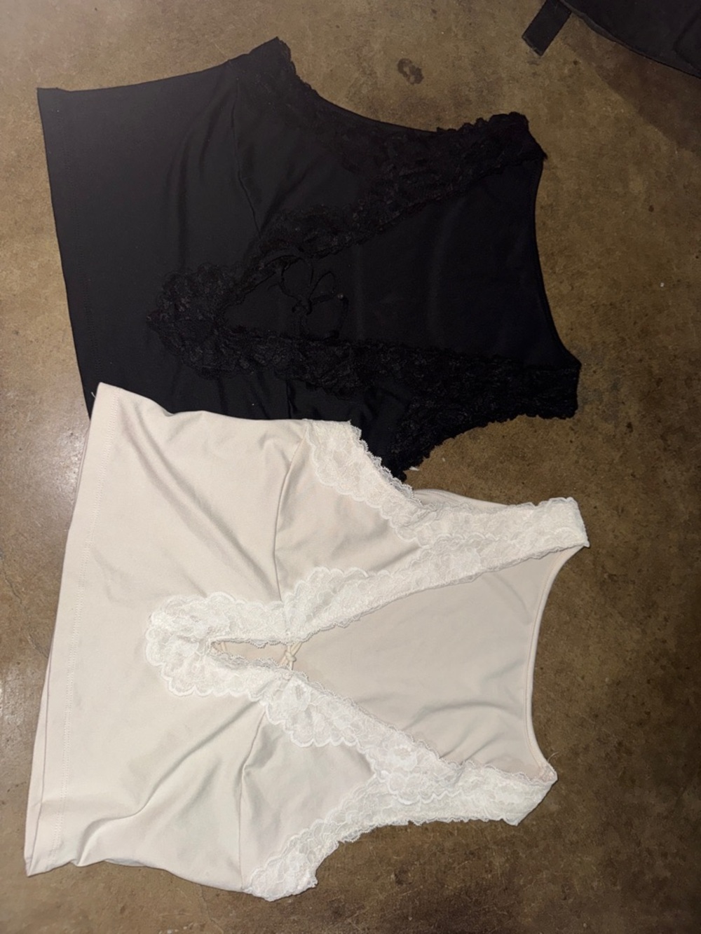 Forever 21 Black & White Lace-Trim Chemise Set